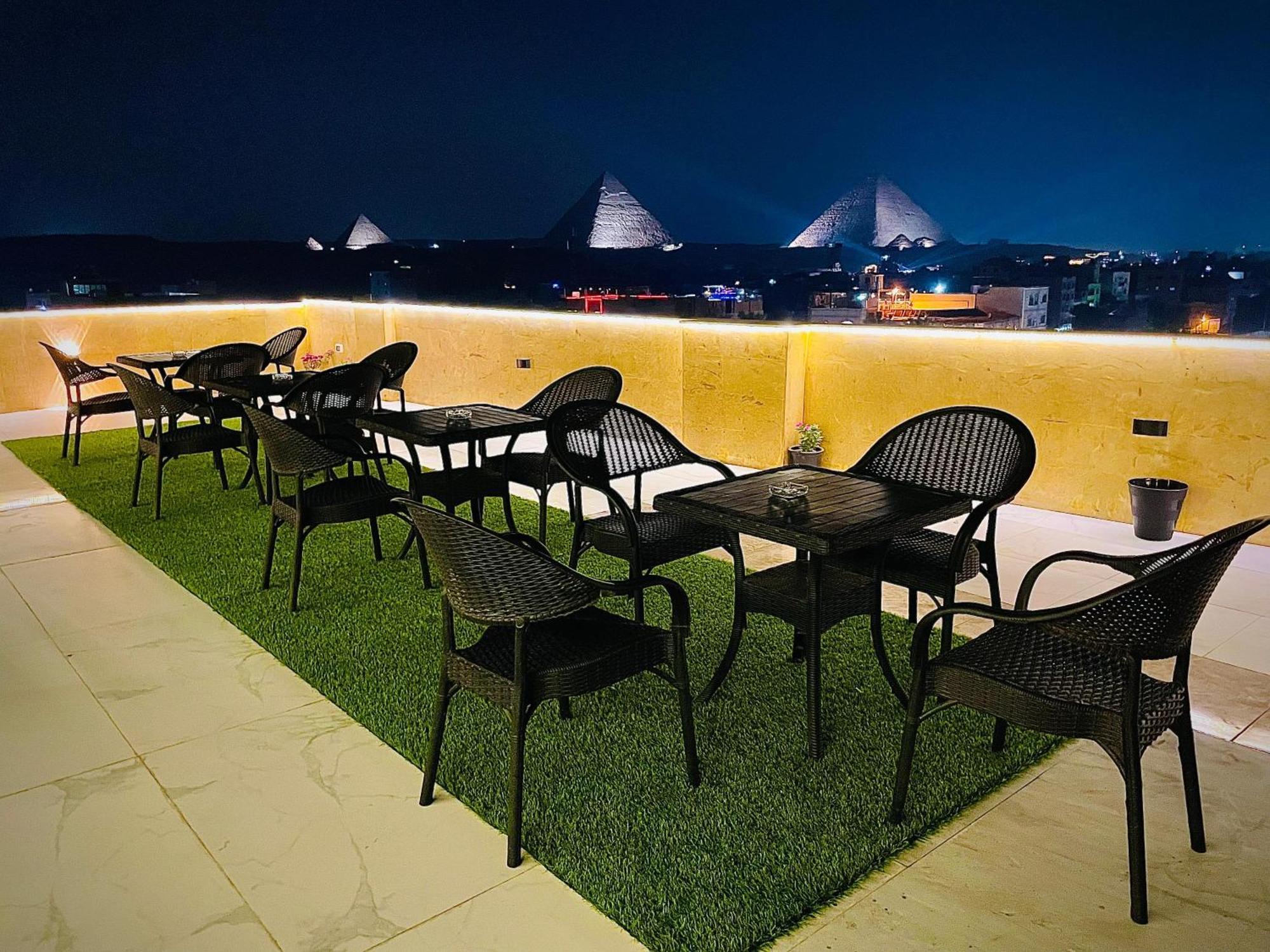 Palm Pyramids View Inn Kafret el-Gabal Exteriör bild