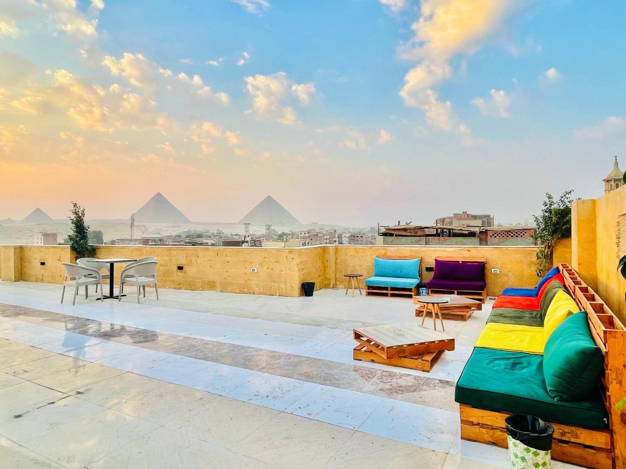 Palm Pyramids View Inn Kafret el-Gabal Exteriör bild